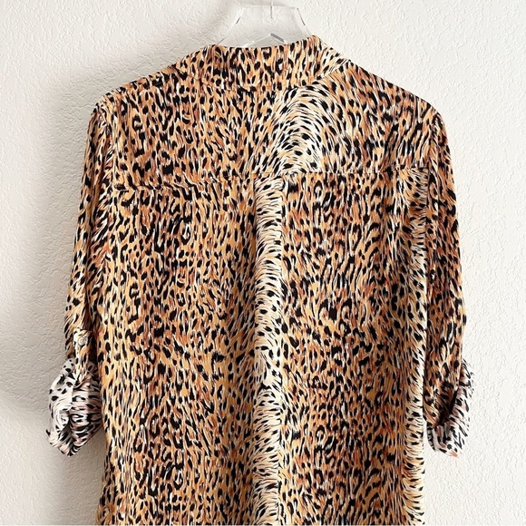 LE SUPERBE Cheetah - Print Walking Safari Shirt - Picture 8 of 13